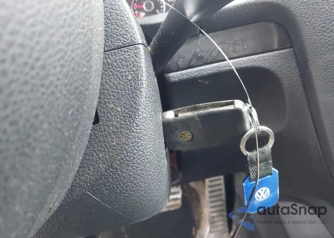 2010 Volkswagen Jetta Tdi Cup Edition z USA, uszkodzony, nr VIN 3VWHL7AJ6AM087084